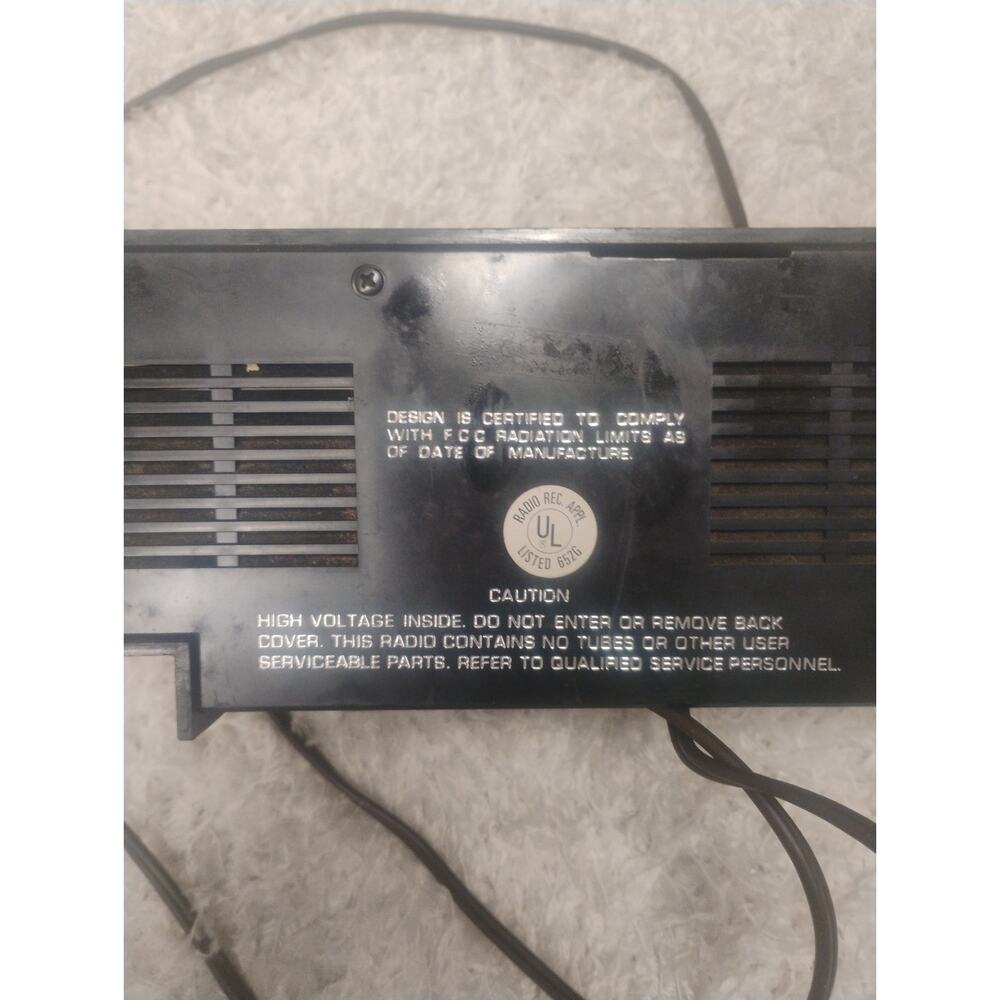 Vintage Sears AM/FM Flip Clock Radio Model 132.20540200 Woodgrain Retro MCM 70s' - Picture 13 of 14